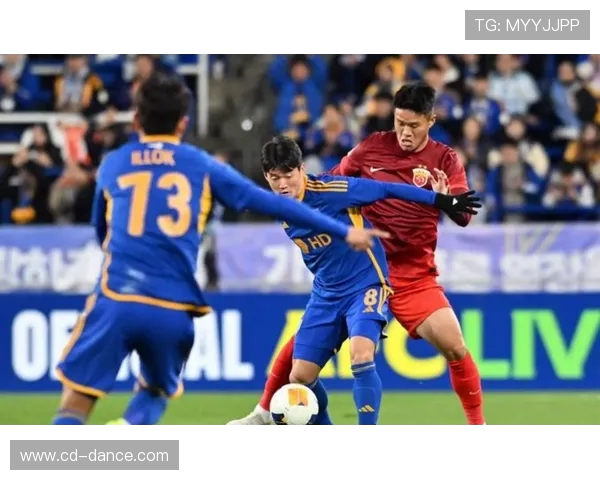 路易斯中柱阿苏埃失良机申花战平浙江无缘胜利痛失积分榜首